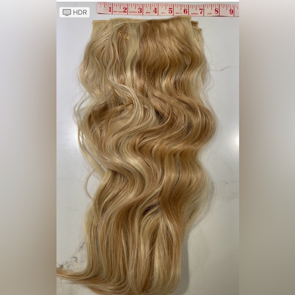HAIR, 4 piece, 20” Wavy Clip in Extensions, Voluminous Blonde highlighted